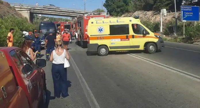 ΠΡΙΝ ΑΠΟ ΛΙΓΟ – Πολύνεκρο τροχαίο δυστύχημα με 2 νεκρούς και 2 σοβαρά τραυματίες