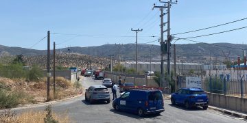 Alldaynews.gr Επικίνδυνη πυρκαγιά σε εργοστάσιο λιπασμάτων στον Ασπρόπυργο: Μεγάλη κινητοποίηση της Πυροσβεστικής