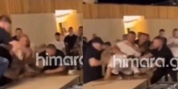 Αδιανόητο ξύλο σε συναυλία του Αργυρού: Μπουνιές, κλωτσιές και τραυματίες (video)