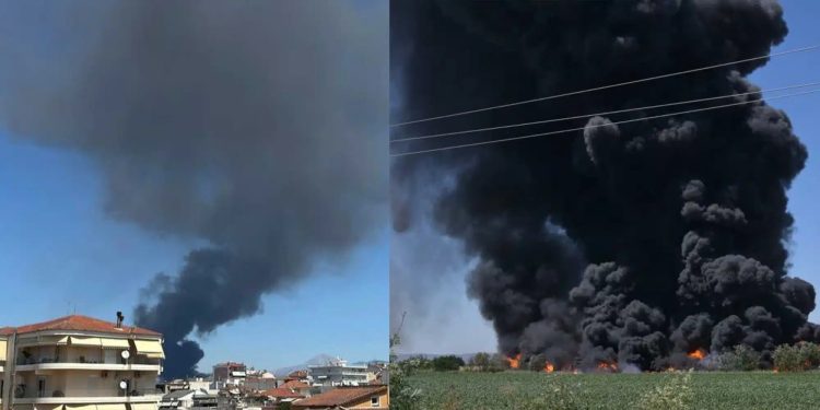 Νέα μεγάλη φωτιά δίπλα από πόλη – Μαύρισε ο ουρανός – Ήχησε το 112 – Συναγερμός στην Πυροσβεστική