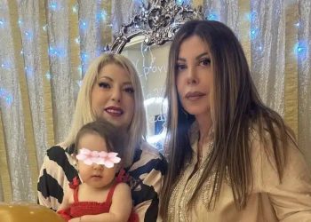 Άντζελα Δημητρίου: Η μακροσκελής ανάρτηση της κόρης της, Όλγας Κιουρτσάκη, για τα γενέθλιά της – «Γιορτάσαμε τα 70 χρόνια της ζωής σου»