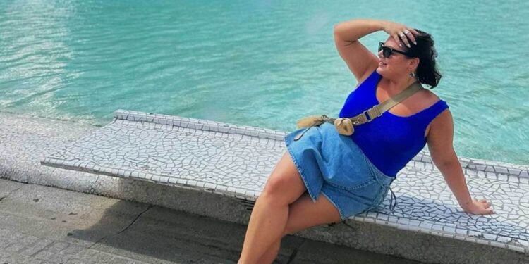 Μαγνητίζει όλα τα βλέμματα η Δανάη Μπάρκα – Η πόλη που επισκεφθεί στο εξωτερικό