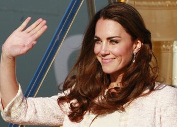 Κέιτ Μίντλετον: Νέα δημόσια εμφάνιση, στο πλευρό του Ουίλιαμ – Τι δείχνει για την υγεία της