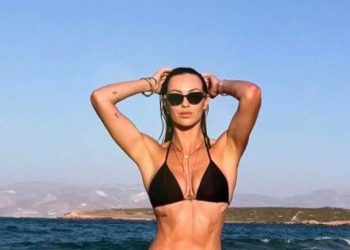 Alldaynews.gr Διάσημη Ελληνίδα δημοσιογράφος έχει κορμί «αεροδρόμιο» και ύψος 1,80 – Είναι μια από τις πιο εντυπωσιακές γυναίκες της χώρας