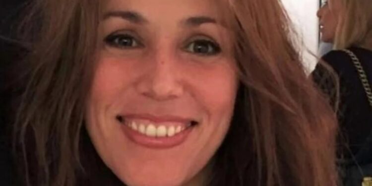 Mου έδιωξε τον καρκίνο η Αγία Ζώνη της Παναγίας μέσα σε μια νύκτα. Τζίνα Πούλου, υψίφωνος Λυρικής Σκηνής Αθηνών