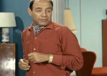 Alldaynews.gr «Σήμερα δεν τα χρειάζομαι»: Ο αγαπημένος ηθοποιός που τράβηξε τα καλώδια που τον κρατούσαν στη ζωή