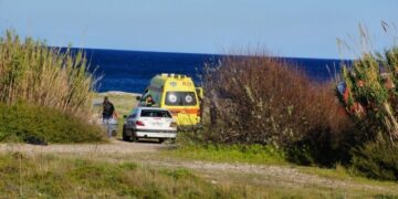 Alldaynews.gr Άγριος καυγάς ζευγαριού – 37χρονος αρνήθηκε στην σύντροφο του να συνευpεθούν εpωτικά σε παραλία, μπροστά σε κόσμο