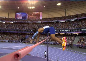 Ολυμπιακοί Αγώνες: Πέρασε με τρομερή άνεση τα 5.85μ. ο Καραλής και “βάζει πλώρη” για μετάλλιο!