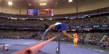Alldaynews.gr Ολυμπιακοί Αγώνες: Πέρασε με τρομερή άνεση τα 5.85μ. ο Καραλής και “βάζει πλώρη” για μετάλλιο!