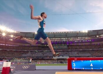 Ο Μίλτος Τεντόγλου κατέκτησε το χρυσό μετάλλιο στον τελικό του μήκους των Ολυμπιακών Αγώνων