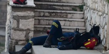 Alldaynews.gr πυροσβέστης Παίδων Πεντέλης