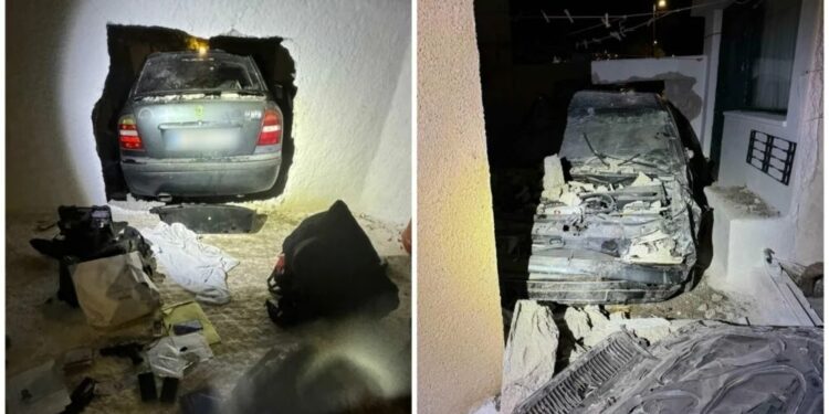 Alldaynews.gr Σαντορίνη: Διαρρήκτες προσπάθησαν να γλιτώσουν από τους αστυνομικούς, και «καρφώθηκαν» με το αυτοκίνητο σε τοίχο σπιτιού