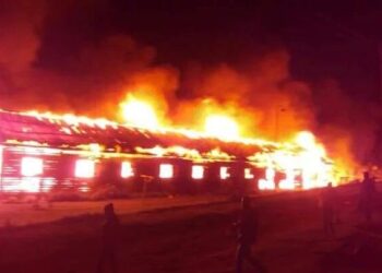 Τραγωδία στην Κένυα: 17 μαθητές νεκροί έπειτα από φωτιά σε σχολείο