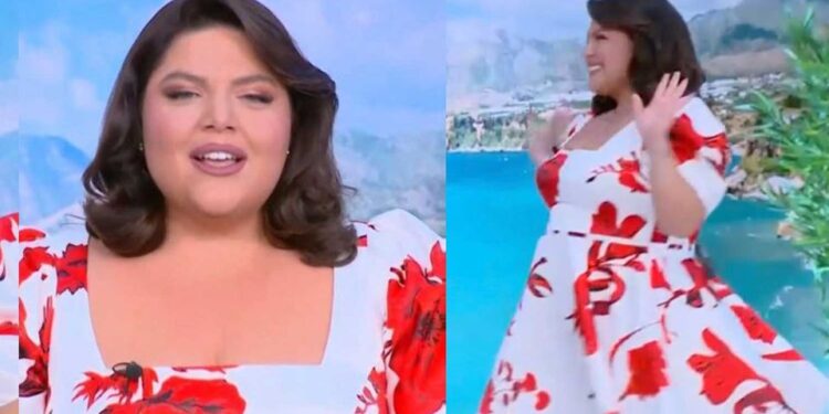 Alldaynews.gr Καλλονή άλλης εποχής η Δανάη Μπάρκα – Έκανε σήμερα πρεμιέρα και εντυπωσίασε με την ατόφια ομορφιά της – H έκπληξη πίσω από τις κάμερες