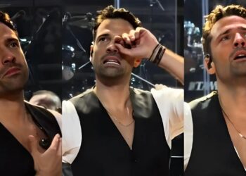 Κωνσταντίνος Αργυρός: Η στιγμή που «λυγίζει» στη συναυλία του στο Royal Albert Hall