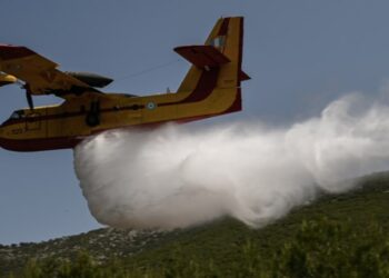 Συναγερμός στην πυροσβεστική: Μεγάλη φωτιά τώρα στις Λιβανάτες