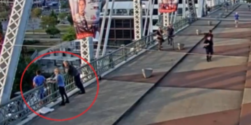 Alldaynews.gr Ο Τζον Μπον Τζόβι απέτρεψε γυναίκα να πηδήξει από γέφυρα στα γυρίσματα του νέου του βίντεο κλιπ