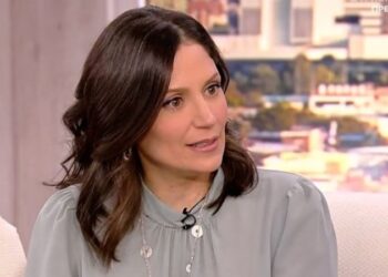 Άννα, 44 ετών: «Είμαι ζωντοχńρα, έκανα σχέσn με παντρεμένο αλλά αuτός δεν παiρνει διαζúγιο. Τι να κάνω;»