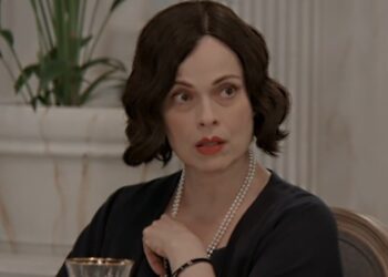 Grand Hotel: Τρέλα για τη Δάφνη Λαμπρόγιαννη – «Θεάρα, η καλύτερη ξινή σκύλα, η Σοράγια της Ελλάδας»