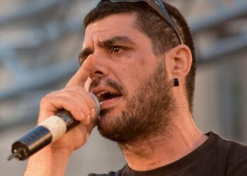 «Σιγά μην κλάψω, σιγά μη φοβηθώ»: 12 χρόνια από τη δολοφονία του Παύλου Φύσσα