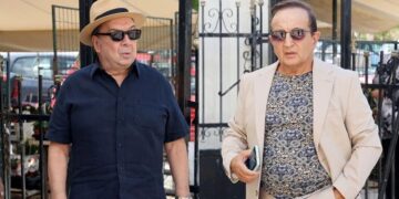 Alldaynews.gr Ξεκατίνιασμα στη κηδεία του Ντίνου Καρύδη: Επεισόδιο ανάμεσα στον Σπύρο Μπιμπίλα και τον Σταμάτη Φασουλή