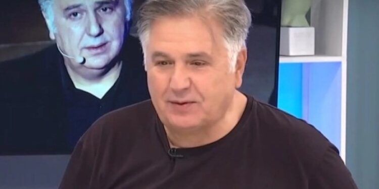 Alldaynews.gr Ιεροκλής Μιχαηλίδης: «Μου λένε «πώς είσαι έτσι;», άγνωστη στο αεροδρόμιο μου είπε «έτσι κυκλοφορείς;»