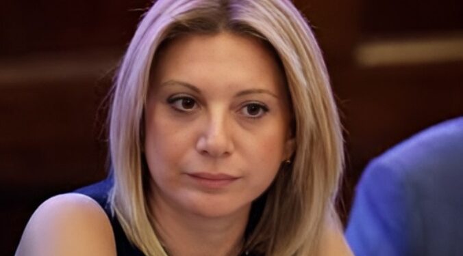 Alldaynews.gr Καρυστιανού: «η πλειοψηφία των ανθρώπων που διαχειρίζεται την υπόθεση των Τεμπών, είναι ξεκάθαρα διαπλεκόμενοι»