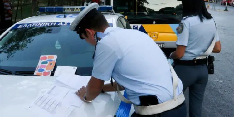 Alldaynews.gr Οδηγέ προσοχή: Πρόστιμο 400 ευρώ αν δεν έχεις αυτό το χαρτί στο αυτοκίνητο σου