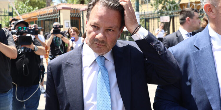 Alldaynews.gr Απόστολος Λύτρας: Ο περίεργος όρος που εάν τον παραβεί θα επιστρέψει στη φυλακή