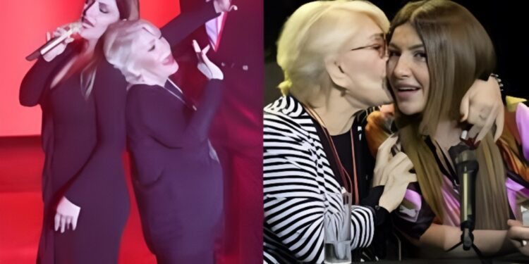 Alldaynews.gr Έκλαιγε στο καμαρίνι: Η Έλενα Παπαρίζου ήταν μαζί με τη Μαρινέλλα μετά το εγκεφαλικό, δεν έφυγε λεπτό μέχρι να φτάσει το ασθενοφόρο