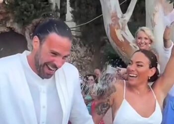 Ευρυδίκη Βαλαβάνη: Οι πρώτες εικόνες από τον γάμο της με τον Γρηγόρη Μόργκαν