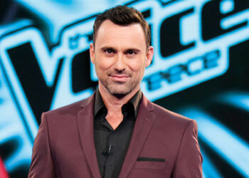 Αλλάζουν οι κριτές, αλλάζει ο παρουσιαστής: H απόλυτη ανατροπή με την πρεμιέρα του «The Voice» στον ΣΚΑΪ