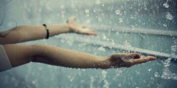 Καιρός: Βροχές και καταιγίδες τον Σεπτέμβριο – Οι πιο κρίσιμες μέρες του μήνα