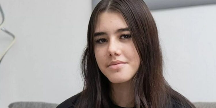 Alldaynews.gr «Την έβαλε σε ένα χωράφι και την έκαψε ζωντανή»: Ο βασανιστικός πόνος που ένιωσε η 13χρονη