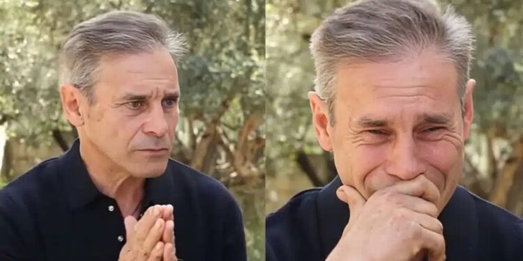 θρησκεία εμφανίστηκε η Παναγία