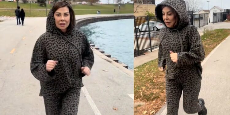 Alldaynews.gr Η 70χρονη Άντζελα Δημητρίου βάζει κάτω 30άρες: Έκανε τζόκινγκ στους δρόμους του Σικάγο με τη λεοπάρ φόρμα της (video)
