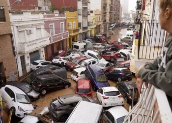 Παγκόσμιο σοκ από τις πλημμύρες στην Ισπανία: Πάνω από 60 οι νεκροί, παιδιά ανάμεσά τους – Μεγάλος αριθμών αγνοουμένων