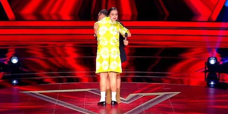 The Voice – Κατέρρευσε στη σκηνή και ο Μαζωνάκης έτρεξε κοντά της: «Στα 16 μου είχα ξανάρθει και δεν πέρασα»