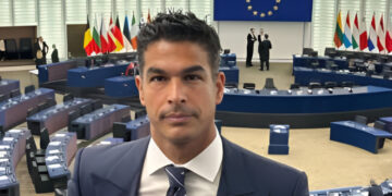 Alldaynews.gr Νίκος Αναδιώτης:«Ο άνθρωπος γεννήθηκε με δύο φύλα και δεν αποδέχομαι περισσότερο αριθμό από αυτό»