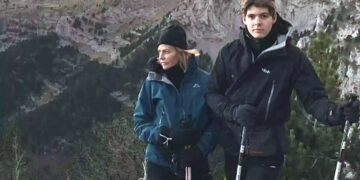 Τζένη Μπαλατσινού: Ανέβηκε τον Όλυμπο μαζί με τον 17χρονο γιο της, Μάξιμο – Φωτογραφίες