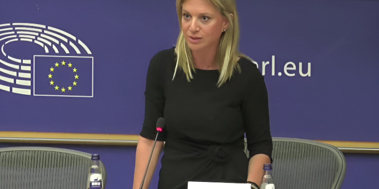 Alldaynews.gr Ξέσπασε η Μαρία Καρυστιανού στο Ευρωκοινοβούλιο: «Αυτή η κυβέρνηση είναι σίγουρα εμπλεκόμενη και στα δύο εγκλήματα» (video)