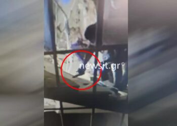 Alldaynews.gr Γιάφκα τρομοκρατών το διαμέρισμα που έγινε η έκρηξη στους Αμπελόκηπους! Βρέθηκε όπλο, γνωστά στις Αρχές τα δυο άτομα