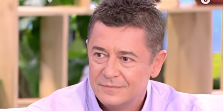 Alldaynews.gr Αντώνης Σρόιτερ: «Αυτοί που δεν ασχολούνται με τα παιδιά τους, το πληρώνουν στην πορεία – Η κόρη μου θα βρει αγόρι μετά τα 40»