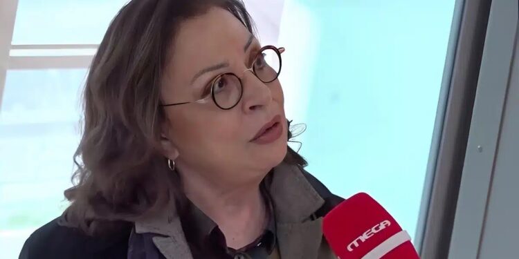 Alldaynews.gr Χάρις Αλεξίου: «Η επιστροφή μου στο τραγούδι δεν μπορεί να γίνει. Δεν το σκέφτομαι καν, έχει τελειώσει για εμένα»