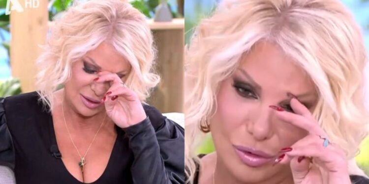 Alldaynews.gr «Λύγισε» η Στέλλα Μπεζαντάκου: «Δεν είχα φίλες στη ζωή μου, απέκτησα πριν δυο χρόνια και έβαζε λόγια στον σύζυγό μου»