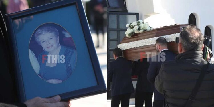 Alldaynews.gr Θρήνος στην κηδεία της Βέφας Αλεξιάδου – Συγκίνηση για την αγαπημένη μαγείρισσα