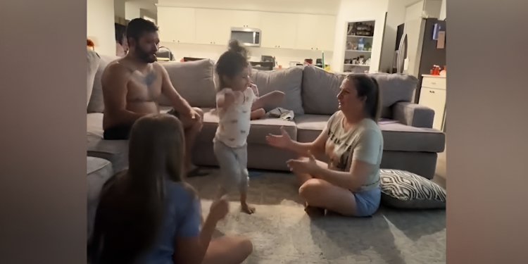 4χρονο που διέγνωσαν ότι «δεν θα περπατήσει ποτέ», έκανε τα πρώτα του βήματα