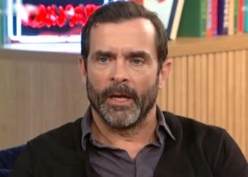 Κωνσταντίνος Μαρκουλάκης: «Έπρεπε να πεθάνει ο πατέρας μου για καταλάβω τι φοβερό άτομο είναι η…»