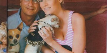 Μπαμπάς Τζούλιας Αλεξανδράτου: «Όταν μάθαμε για το DVD ντρεπόμασταν να κοιτάξουμε τον κόσμο στα μάτια»