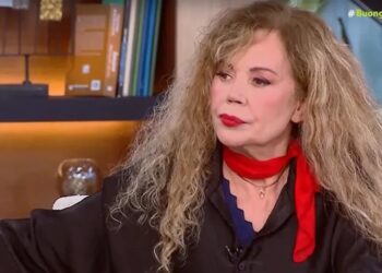 Ελένη Δήμου: «Είπα στον γιο μου πως η Ελλάδα είναι μόνο για διακοπές τίποτε άλλο»